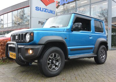 Suzuki 4x4 Outdoor Showroom