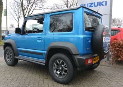 Suzuki 4x4 Outdoor Showroom
