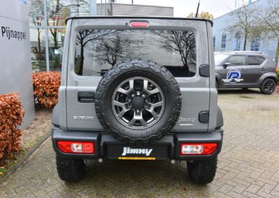 Suzuki 4x4 Outdoor Showroom