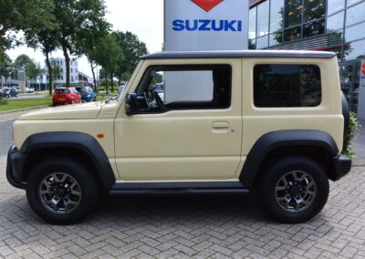 Suzuki 4x4 Outdoor Showroom
