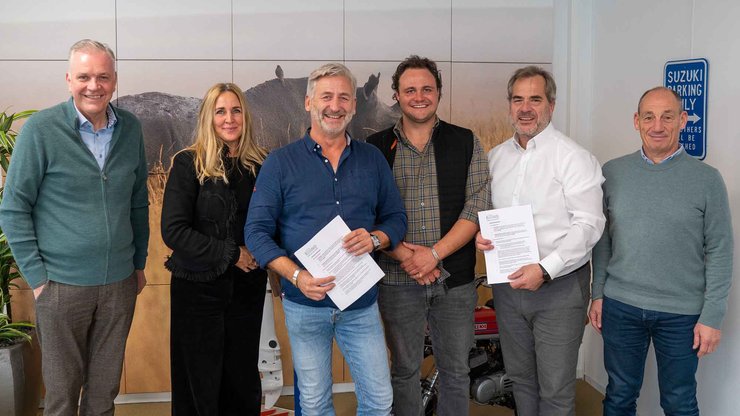 Suzuki Nederland tekent een nieuwe sponsorovereenkomst met de Stichting Suzuki Rhino Club